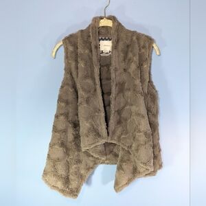 Althro Elevenses Faux Fur Open Vest